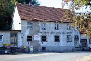 Gasthaus zum Arlesberg, mit Aufschrift "HO"