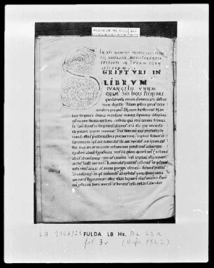 Ambrosius, Commentarius in Lucam — Initiale S (cripturi in librum), Folio 3 verso