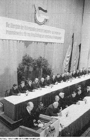 Dresden. Staatliche Kunstsammlungen Dresden, Grünes Gewölbe, Rüstkammer und Skulpturensammlung. Beutekunst kehrt aus der Sowjetunion zurück, 1958