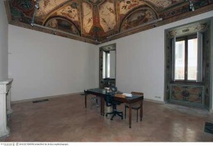Palazzo Zuccari, Innenräume, Erstes Obergeschoss (primo piano), Sala di Bacco (Raum B 2002), Salotto Bacco, ehemaliger kleiner Sitzungssaal, Sistina-Seite