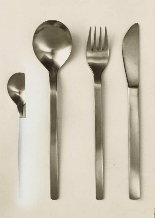 Tafelbesteck Serie „mono-a"