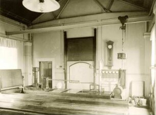 Experimentier-Hörsaal des Maschinenlaboratoriums : Dresden-Südvorstadt, George-Bähr-Straße 3. Königlich Sächsische Technische Hochschule; Maschinenlaboratorium. Experimentier-Hörsaal des Maschinenlaboratoriums
