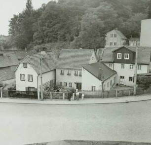 Dresden-Loschwitz, Wohnhäuser Grundstraße 11-17, Ansicht von Osten