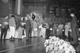 Meisterfeier der Handwerkskammer Karlsruhe für Meister und Gesellen des Prüfungsjahres 1986 im Johannes-Brahms-Saal der Stadthalle Karlsruhe