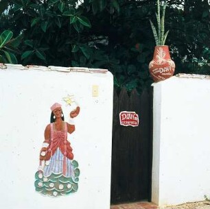 Brasilien. Salvador (Bahia). Wohnhaus und Werkstatt des Künstlers Hansen-Bahia (1915-1978). Hinterpförtchen