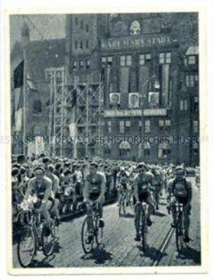 Bildserie "VII. Internationale Friedensfahrt" (100 Bilder)