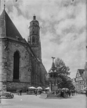 Nördlingen, Pfarrkirche St. Georg : Nördlingen. Pfarrkirche St. Georg, Marktplatz 10 und Kriegerbrunnen für die Gefallenen im Deutsch-Französischen Krieg 1870/1871 (Georg Wrba, 1902)