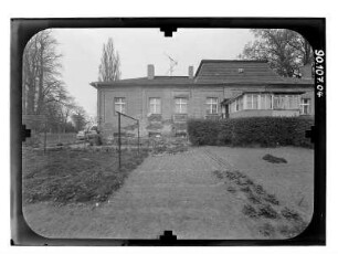 Ivenack. Teehaus (um 1770) im Park. Rückseite