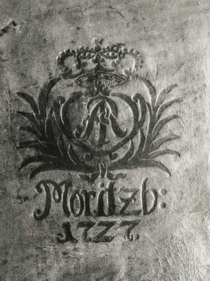 Brandstempel, vergoldet. AR mit Krone, Moritzburg, 1727
