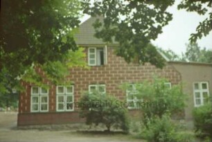 Rohlfshagen: Gasttätte Rohlfshagener Kupfermühle: Giebelseite: rechts Anbau
