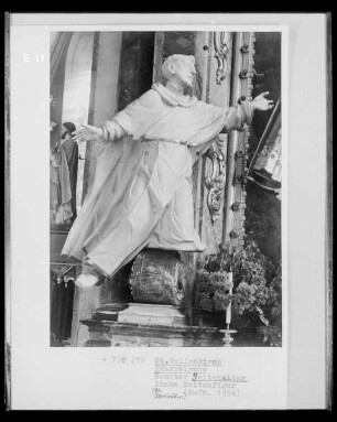 Linke Seitenfigur des Hochaltars: Heiliger Dominikus