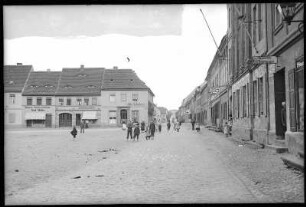 Ortrand. Markt mit Dresdner Straße