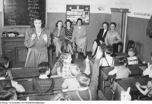 Schulbegehung, öffentlicher Unterricht, Mai 1950