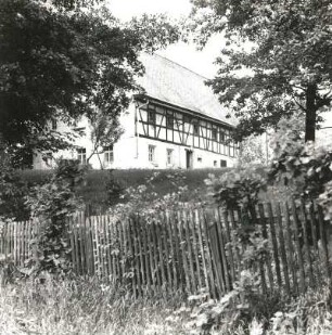 Colditz-Thumirnicht, Bräunickenweg 1. Wohnstallhaus (16. Jh. begonnen)