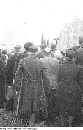 Dresden, Postplatz. 6. Gedenktag "13. Februar 1945". Kranzniederlegung und Kundgebung, 13. Februar 1951