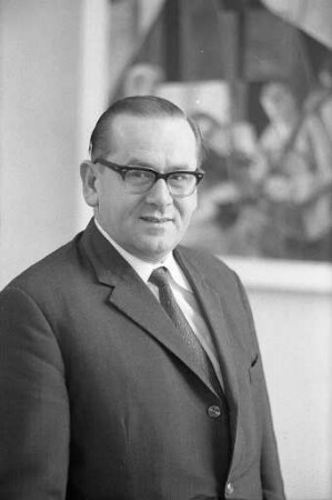 Neuer Leiter des Kantgymnasiums Oberstudiendirektor Werner Liede.