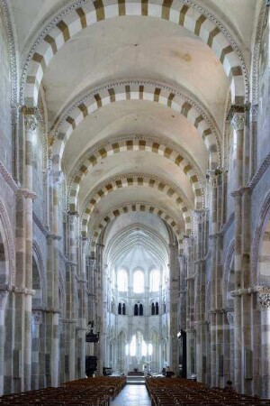 Frankreich. Bourgogne. Yonne. Vezelay. Innen