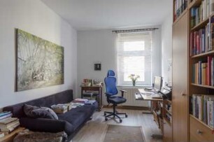 Arbeitszimmer von Měrana Cušcyna (*1961) in ihrer Wohnung in Bautzen; sorbisch-deutsche Lyrikerin und Übersetzerin