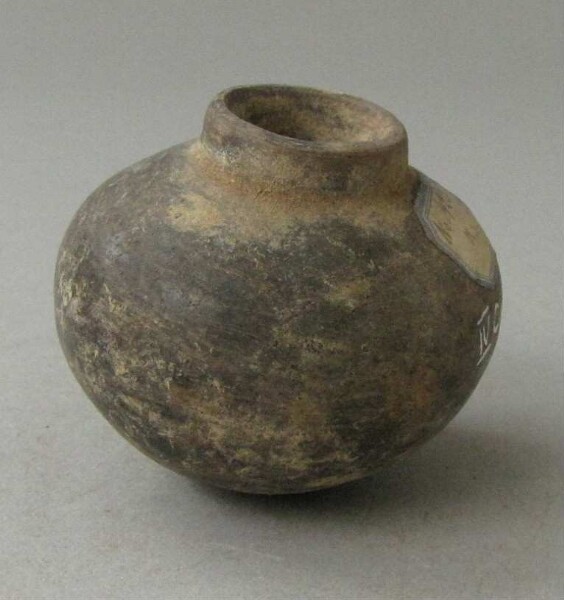 Clay vessel