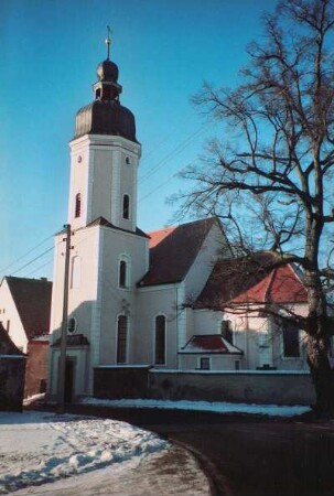 Liebschützberg-Wellerswalde. Pfarrkirche (1702 Umbau, 1811/1812 Restaurierung). Ansicht von Südosten