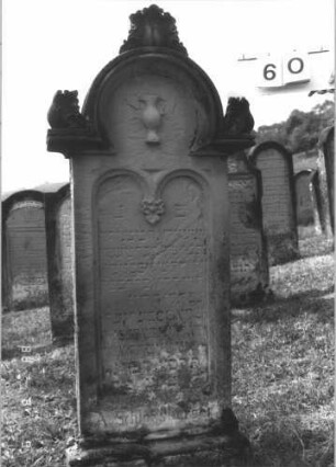 Grabstein 60