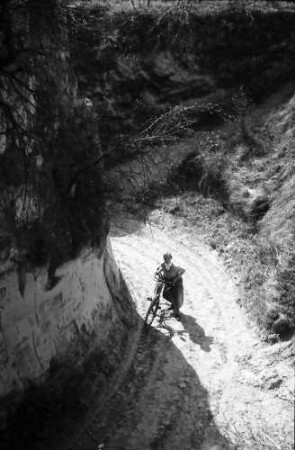 Bickensohl: Radfahren in der Schneise