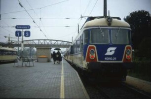 Bregenz elTw 4020 21 Güterzug Bahnsteig Bahnsteigüberdachung