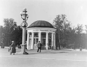 Kurpark Franzensbad : Franzensbad (Frantiskovy Lazne/Tschechische Republik). Pavillon der Franzensquelle