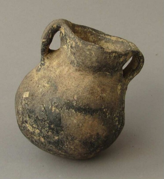 Clay vessel