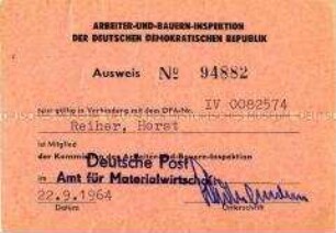 Dienstausweis einer Mitarbeiterin der Arbeiter-und-Bauern-Inspektion der DDR