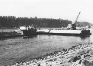 Herstellen eines Leitwerks bei Sondernheim/Rhein