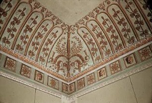 Ornamentale Bemalung der Voute
