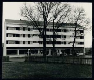Unbekanntes Wohn- und Geschäftshaus, München: Ansicht