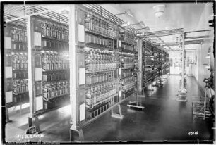 Bau Me 100 Automatische Fernsprechzentrale, Innen
