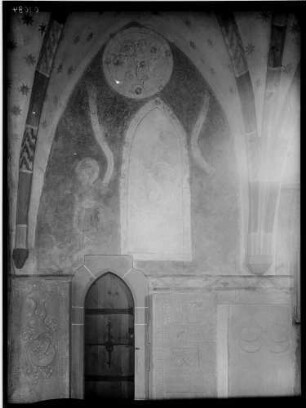 Hochhausen Evangelische Notburga-Kirche Innenansicht Chor Nordwand Wandmalerei Szenen der Notburga-Legende (um 1500)