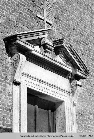 Villa Pannocchieschi d'Elci ad Anqua, Santi Rufo e Bartolomeo, Radicondoli