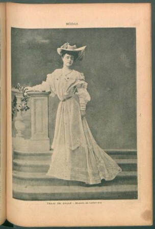Modas - Traje de calle, modelo de Laferrère - [Fotografía]