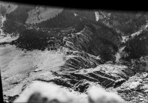 Gebirge : Blick auf ein Gebirge