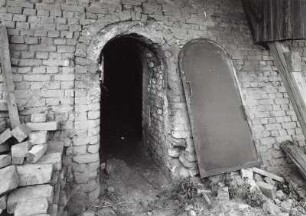 Pegau, Ziegelei, Eingang z. Brennkammer