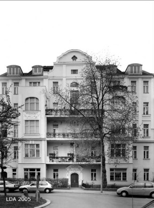 Mietshaus & Entrée & Treppenhaus; Berlin, Tempelhof-Schöneberg