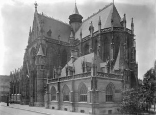 Onze-Lieve-Vrouw van de Zavelkerk & Notre-Dame-du-Sablon — Sankt Markulf Kapelle