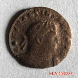 Römische Münze, Nominal Follis, Prägeherr Constantinus I., Prägeort nicht bestimmbar, Original
