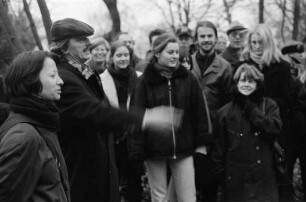 Ausstellung "Zwangsarbeiterlager Wiesenfeld" im Schulzentrum Glinde: Führung durch das ehemalige "Lager Wiesenfeld"