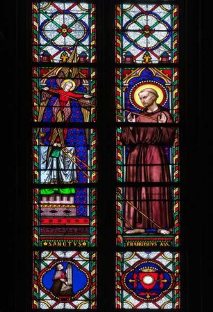 Frankreich. Centre. Loiret. Orleans. Cathedrale Sainte Croix. Innen. Kirchenfenster