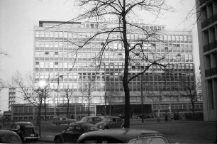 Berlin: Berliner Bank; vom Steinplatz