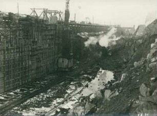 Staustufe Kachlet, 1924-1925