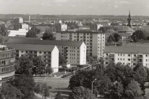 Wohngebiet Falkenstraße/Sternplatz. Blick von der Dachterrasse des Studentenwohnheims, Budapester Straße 22