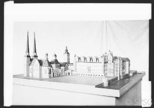 Berlin, Schloss Berlin, Modell des Schlosses, Aufstellung in den historischen Wohnräumen.