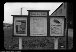 Schaukasten "Kampf der Gefahr" (Arbeitsschutz), B/II
