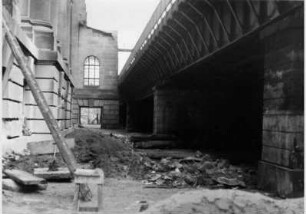 Bauarbeiten zwischen Kaiser-Friedrich-Museum und S-Bahnbrücke